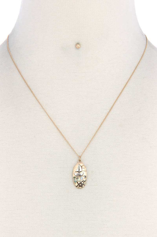 Boat Oval Shape Necklace