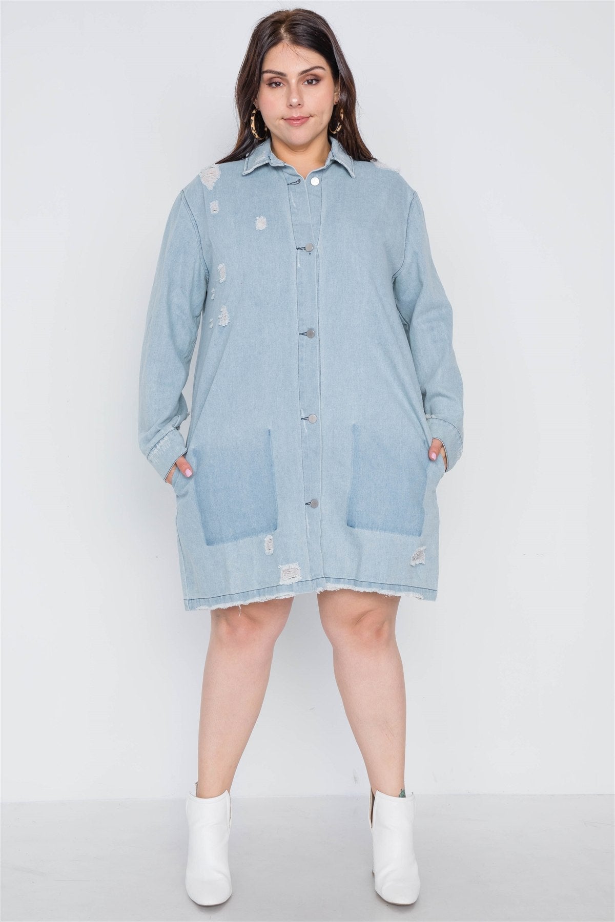 Plus Size Distressed Long Sleeves Denim Jacket