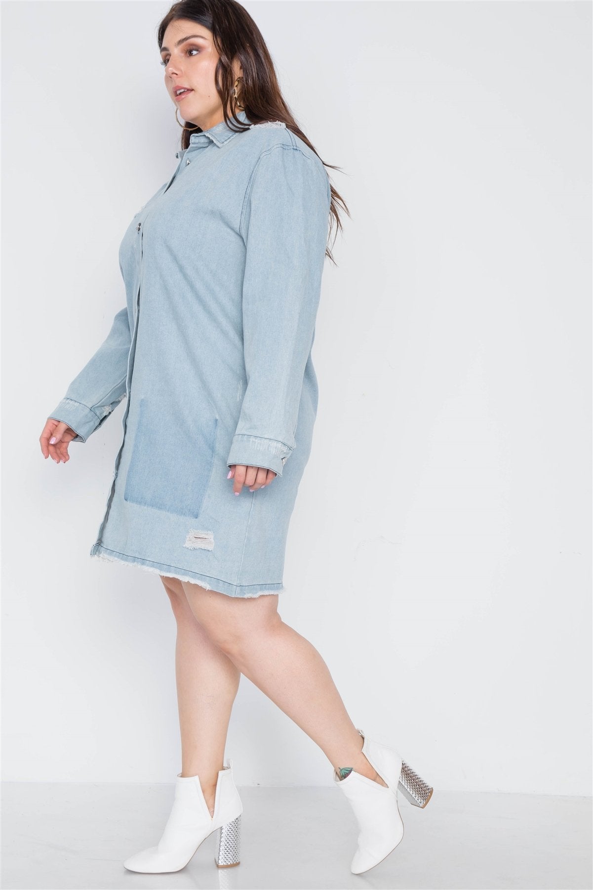 Plus Size Distressed Long Sleeves Denim Jacket