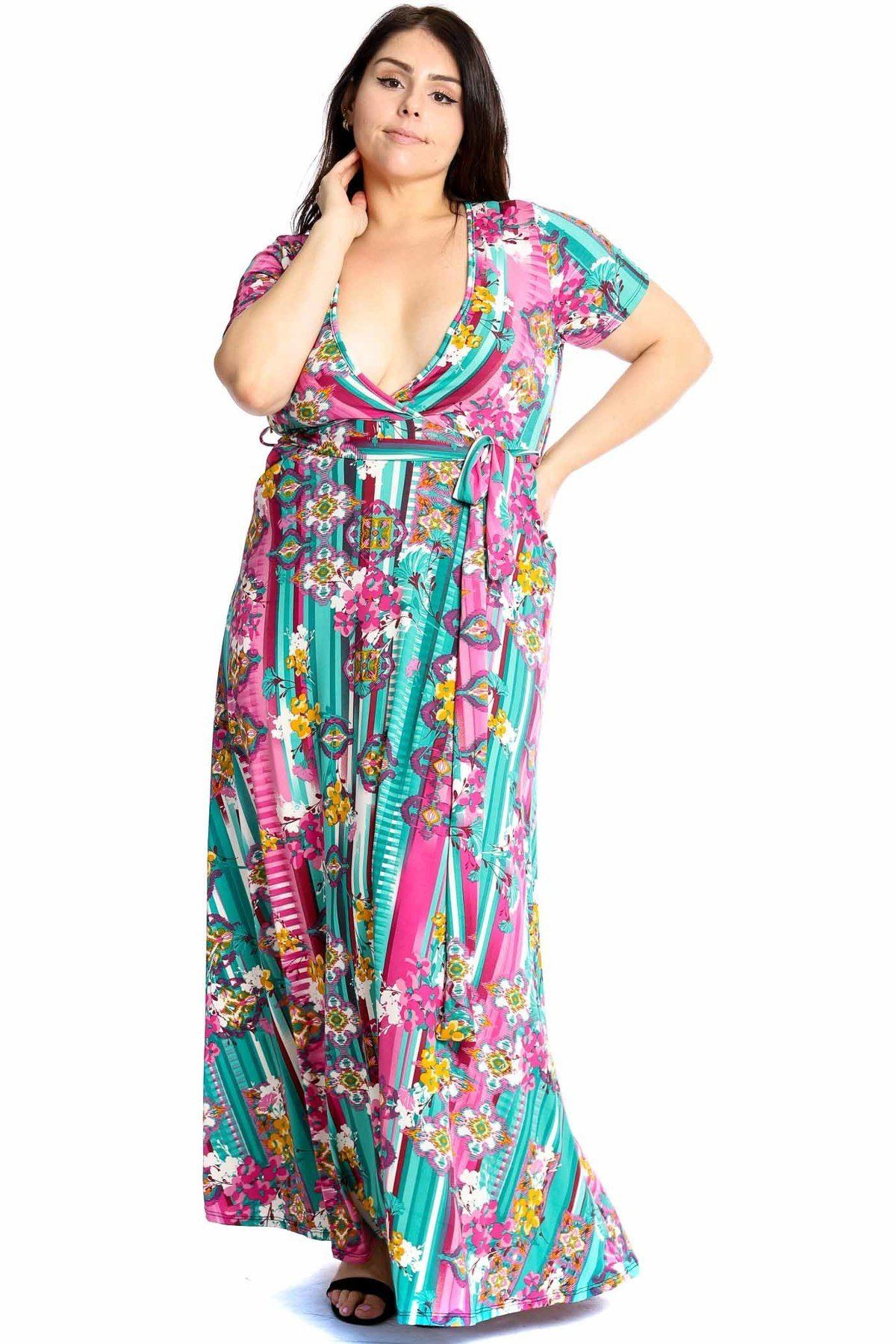Elegant Plunging Neckline Maxi Dress