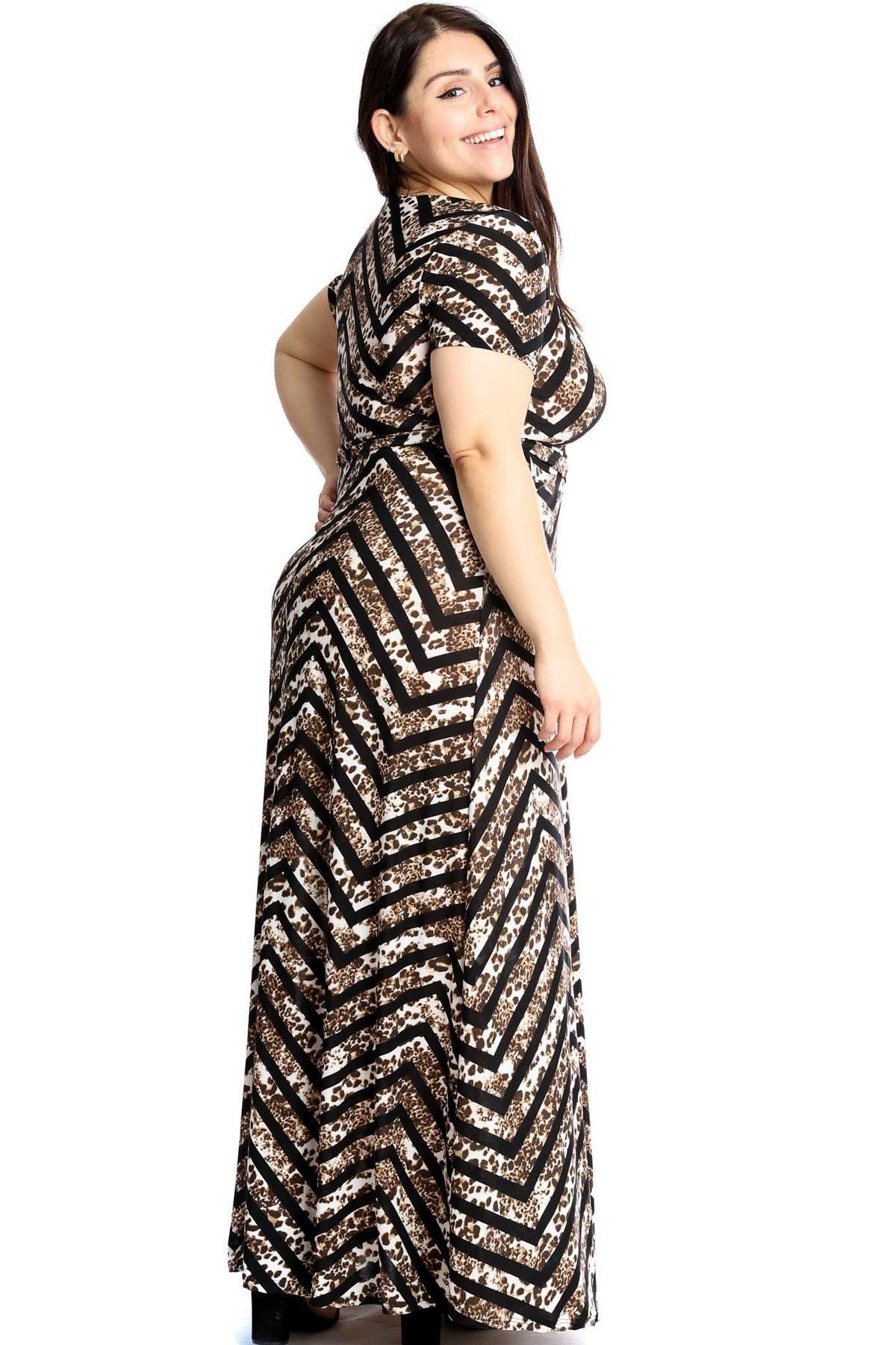 Elegant Plunging Neckline Maxi Dress