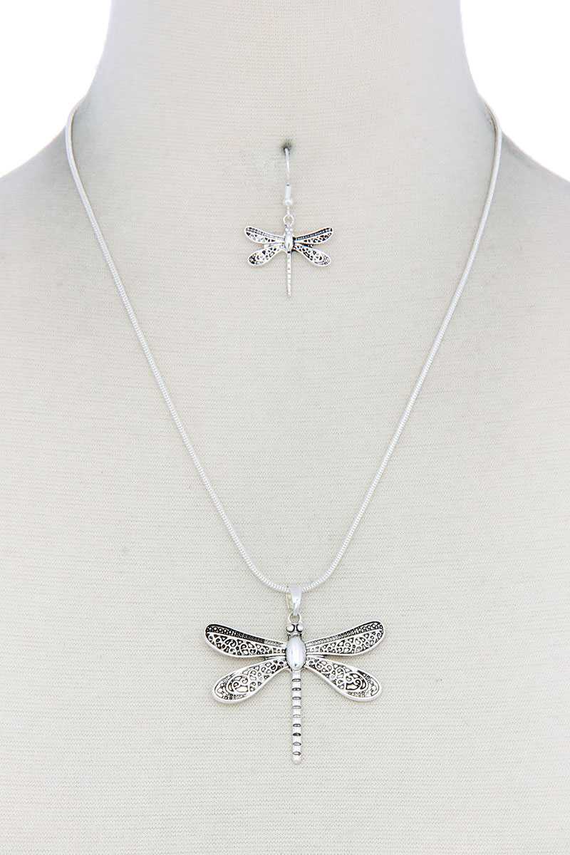 Dragonfly Pendant Necklace