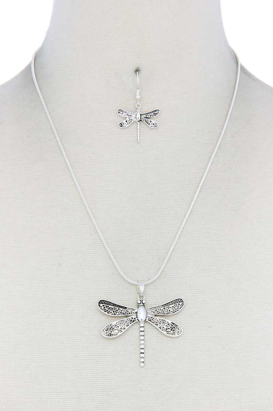 Dragonfly Pendant Necklace