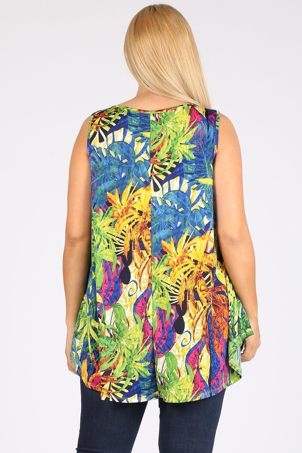 Plus Size Sleeveless Leaf Print Tunic Top