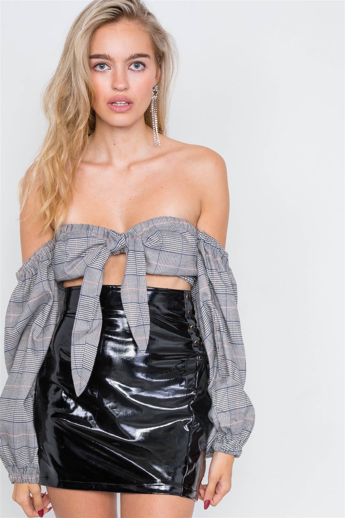 Plaid Center Bow Off-the-shoulder Crop Top