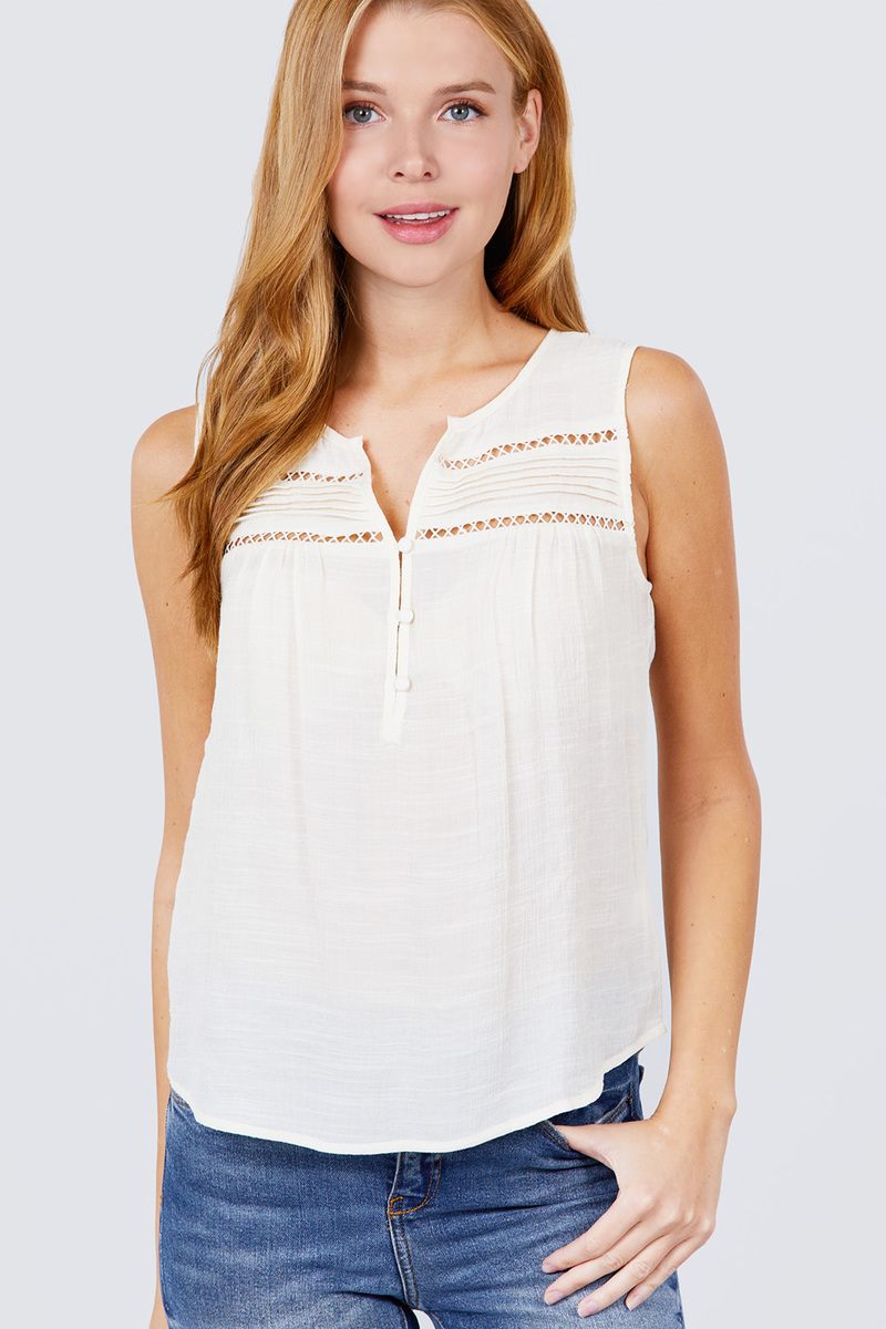 Sleeveless Front Pleats Detail W/button Woven Top