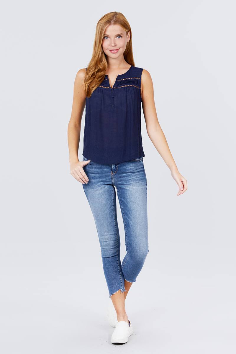 Sleeveless Front Pleats Detail W/button Woven Top