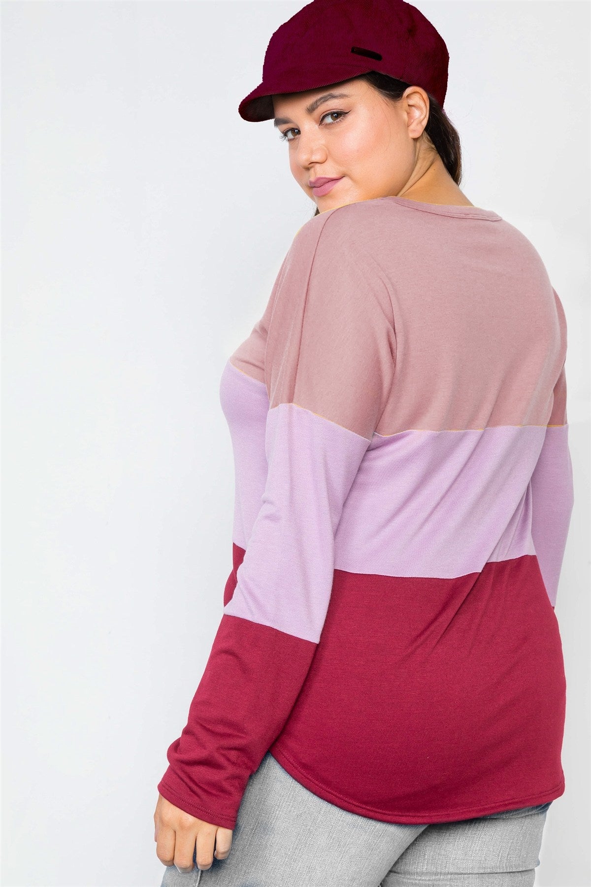 Plus Size Colorblock Soft Knit Top
