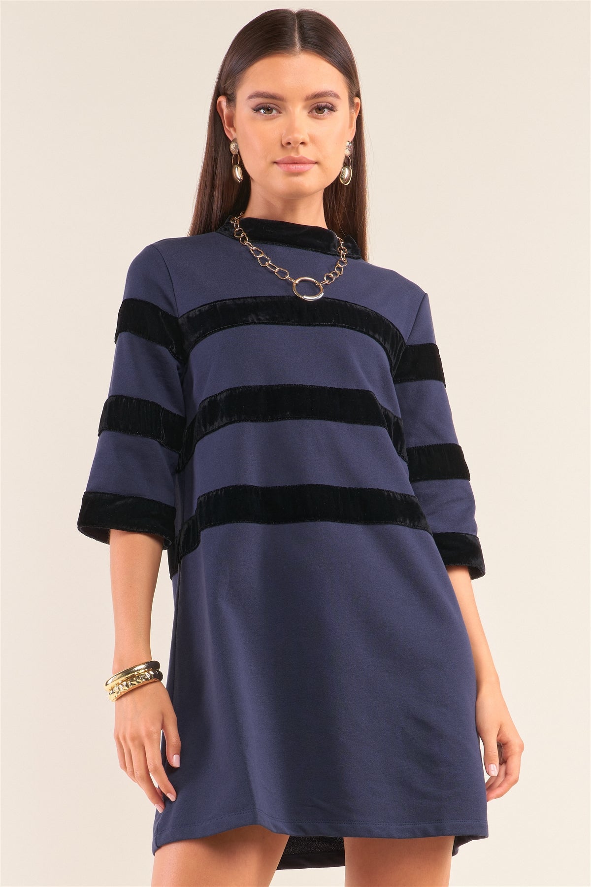 Navy Contrast Velvet Round Neck Open Back Self-tie Keyhole 3/4 Sleeve Mini Dress