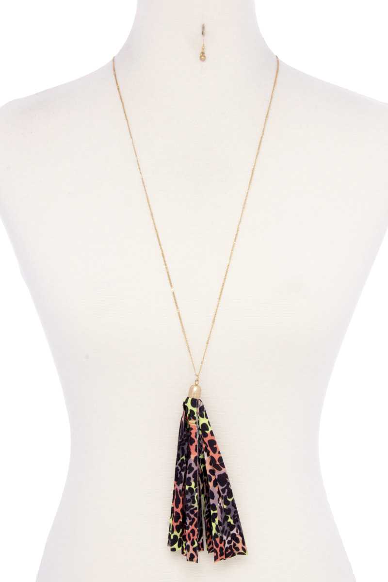 Animal Print Pattern Tassel Necklace