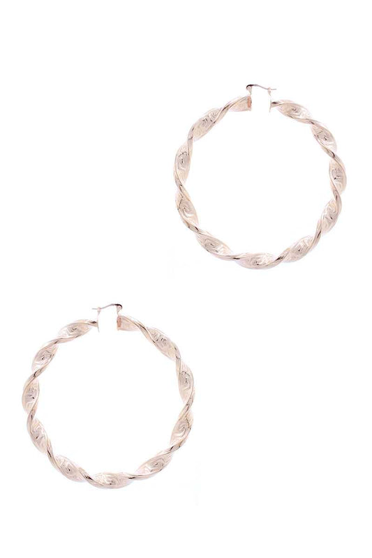 Metal Twist Basic Hoop Earring