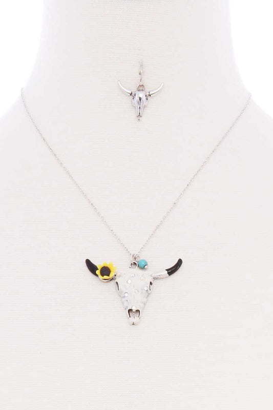 Cattle Skull Sunflower Pendant Necklace