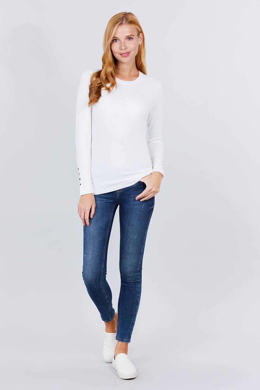 Crew Neck Sweater W/rivet Button